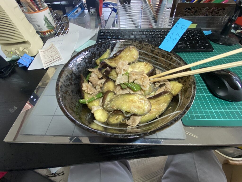 ナスと豚肉の炒め物