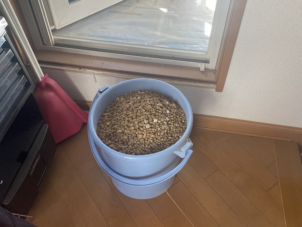 中粒の赤玉土