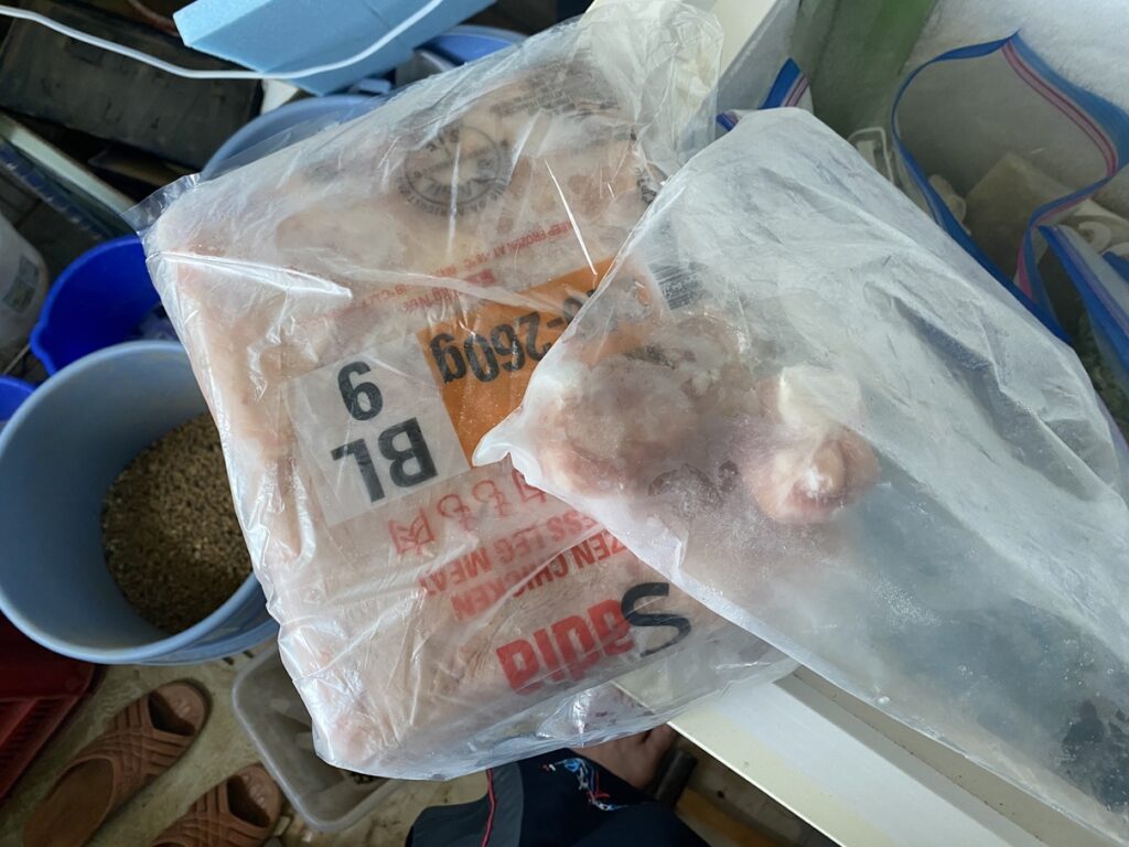 冷凍鶏もも肉2㎏