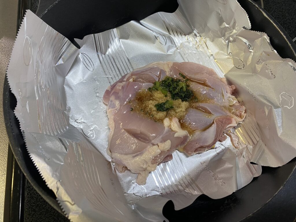 鶏もも肉のアルミホイル焼き