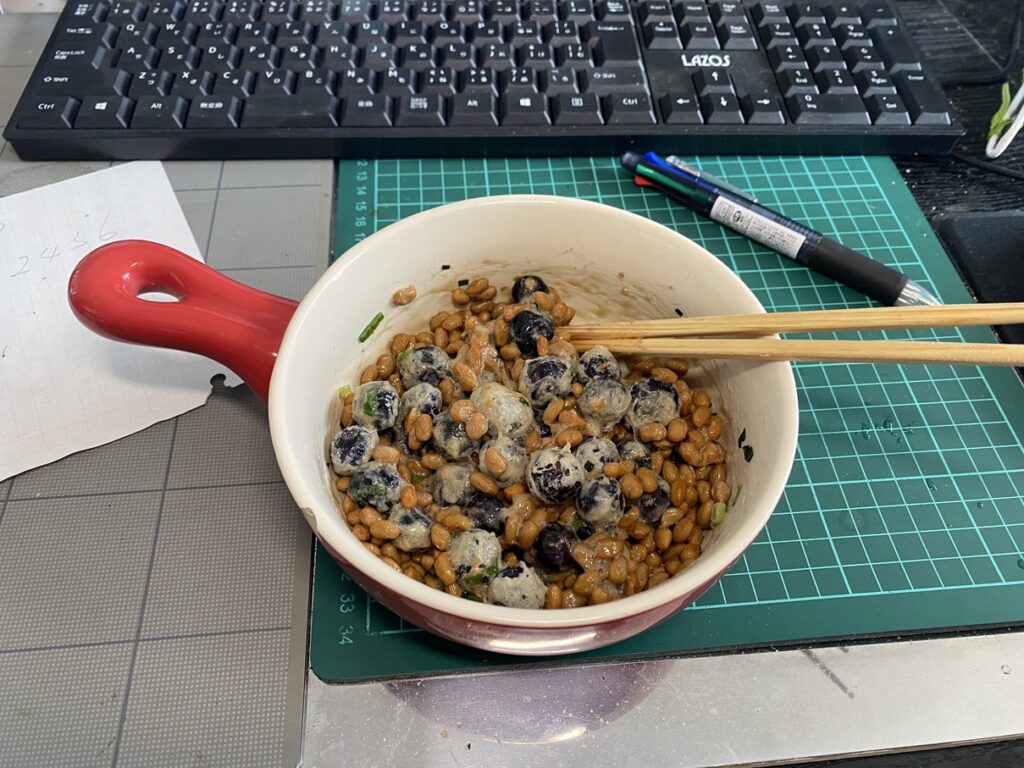 納豆とブルーベリー