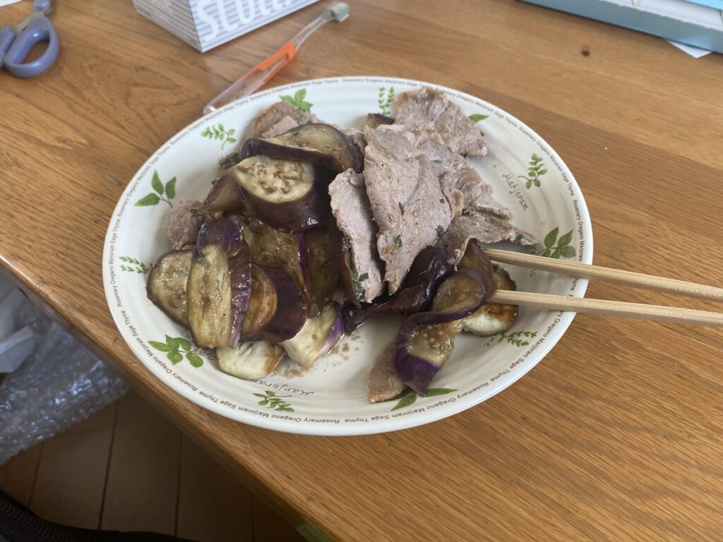 豚小間肉とナスの炒め物